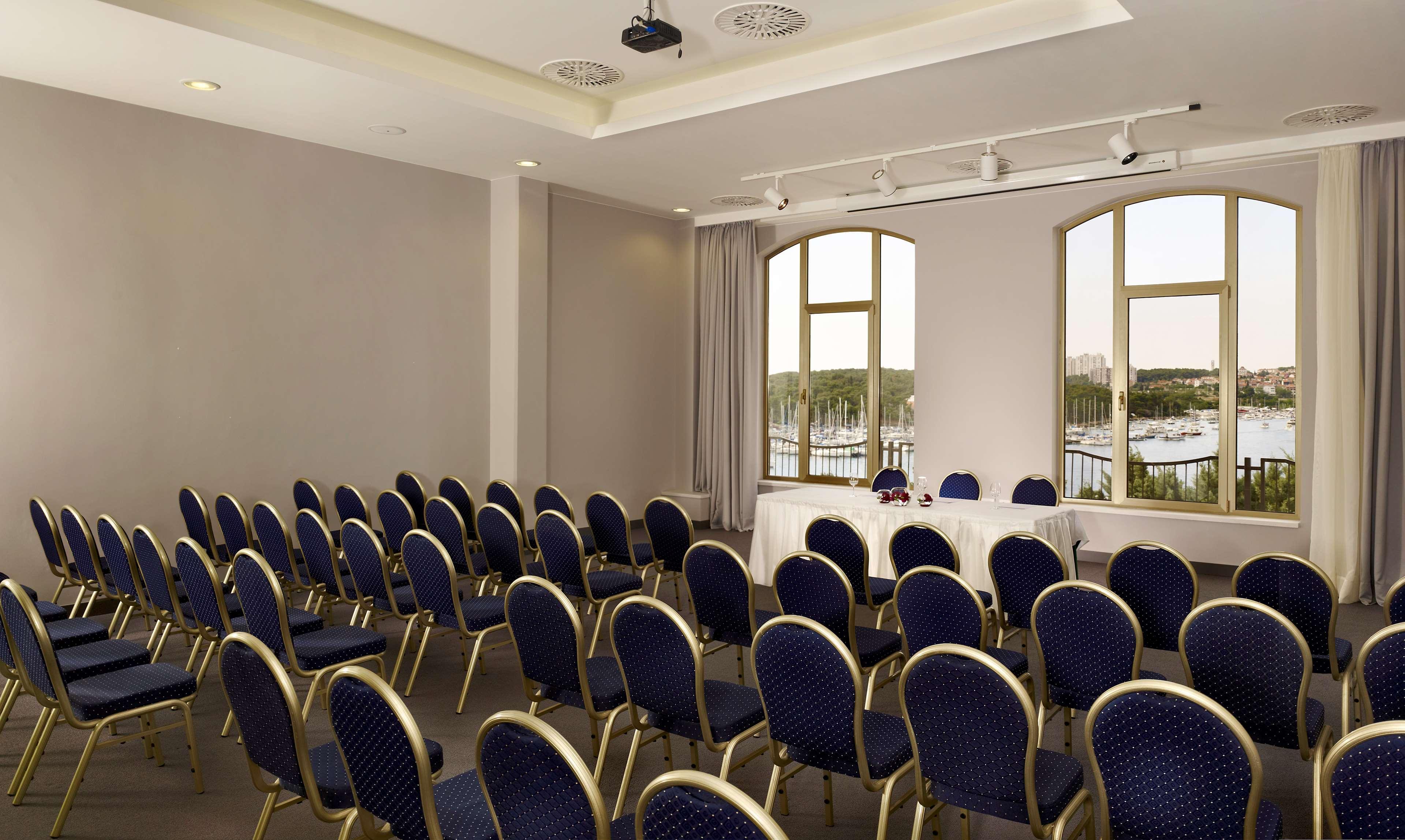 Americas Best Value Inn And Suites Blytheville Dış mekan fotoğraf